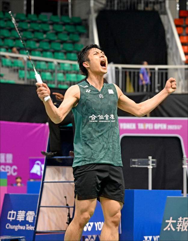 择用表现而 择用表现而