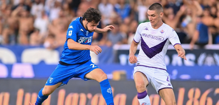 依然位列中 依然位列中